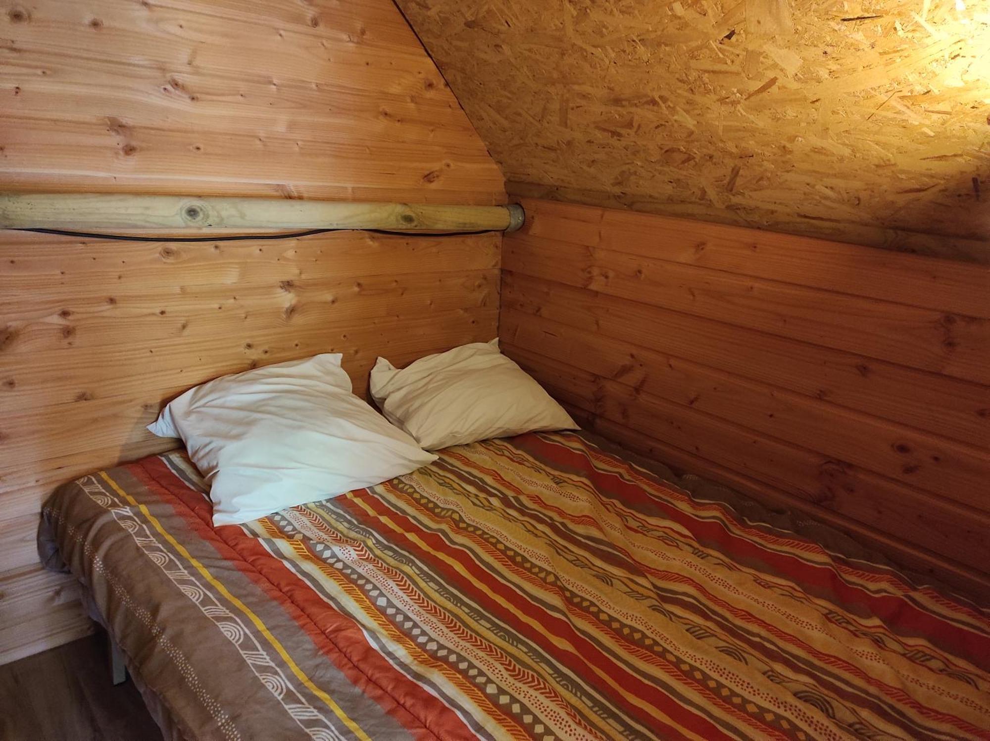 Camping Le Rouge Gorge **** 10' Puy Du Fou 塞夫勒河畔圣洛朗 外观 照片